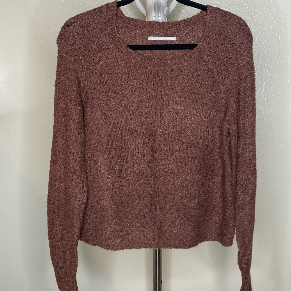 KNITTED BURGUNDY SWEATER